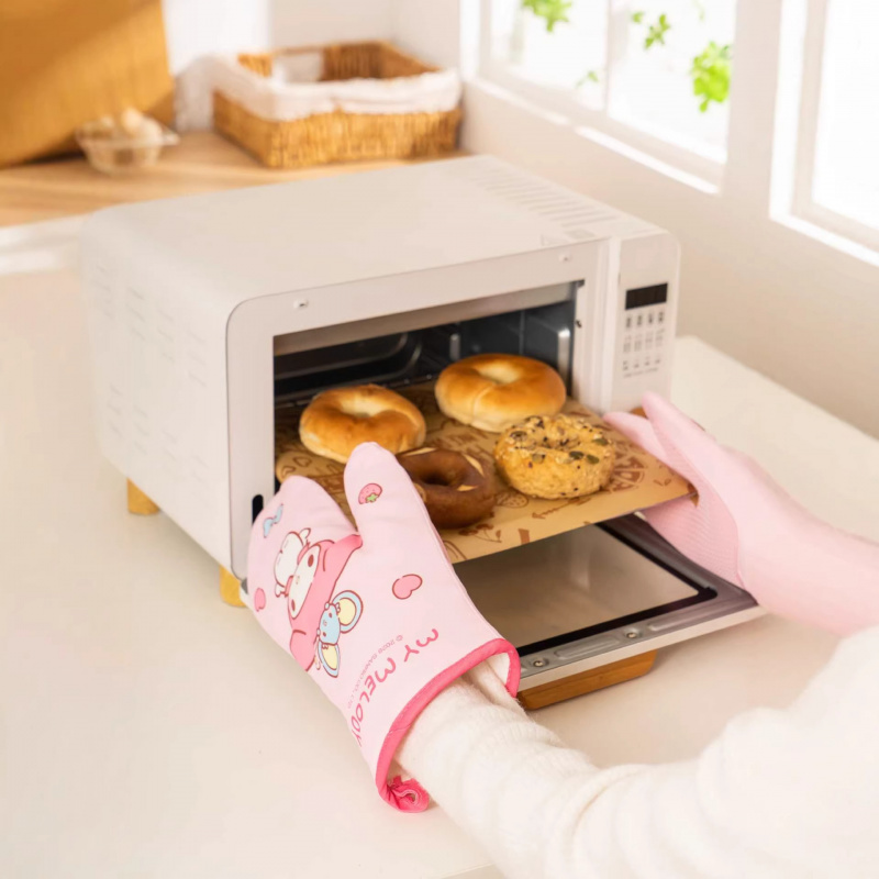 Guanti in silicone Hello Kitty - Heat Resistant Glove recensione e prezzo
