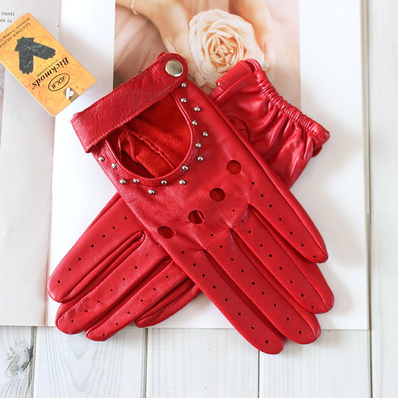 Guanti estivi in pelle con tut - Leather Driving Glove recensione e prezzo